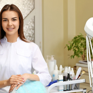 Cosmetologist-Esthetist course
